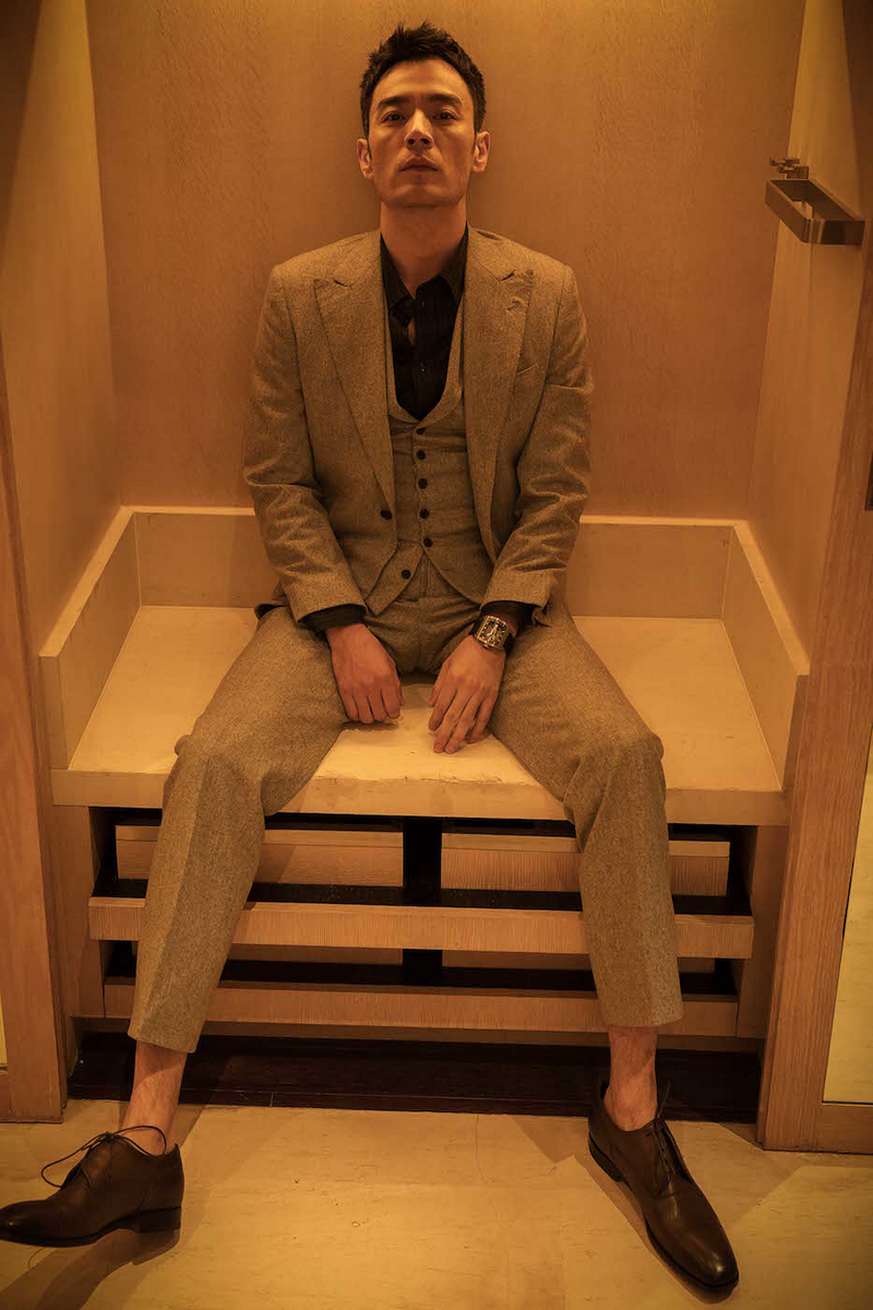 李光潔冬日寫真大片 精緻輪廓顯紳士質感