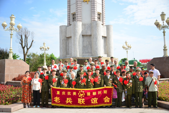 【CRI專稿 列表】憶戰友唱戰歌 50余位老兵齊聚重慶兩江國際影視城
