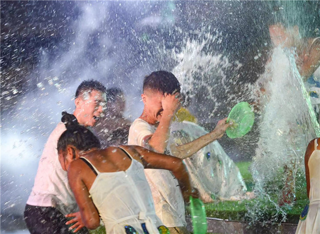 （供稿 本网专稿 三吴大地镇江 移动版）宝华山举办第十二届泡山节 邀市民“盛夏消暑”（条目标题）宝华山举办第十二届泡山节