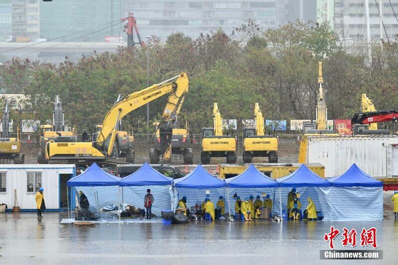 Ana kokarin gina cibiyoyin killace mutane masu kamuwa da cutar COVID-19 a yankin Hongkong_fororder_0223-2
