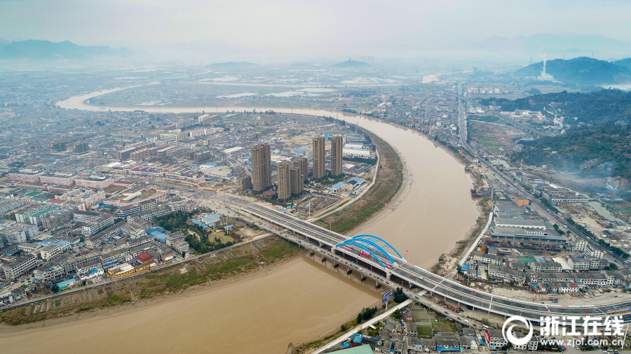 温州：龙港大桥正式通车