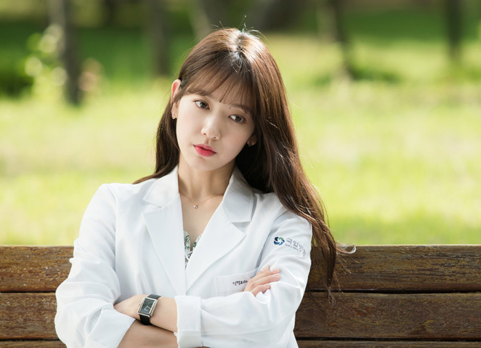 朴信惠《Doctors》变身女神医生