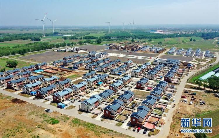 德胜"得胜"了 闺女回村了