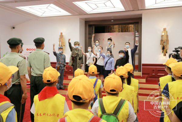 重温红色经典 传承抗战精神 伪满皇宫博物院纪念全民族抗战爆发83周年