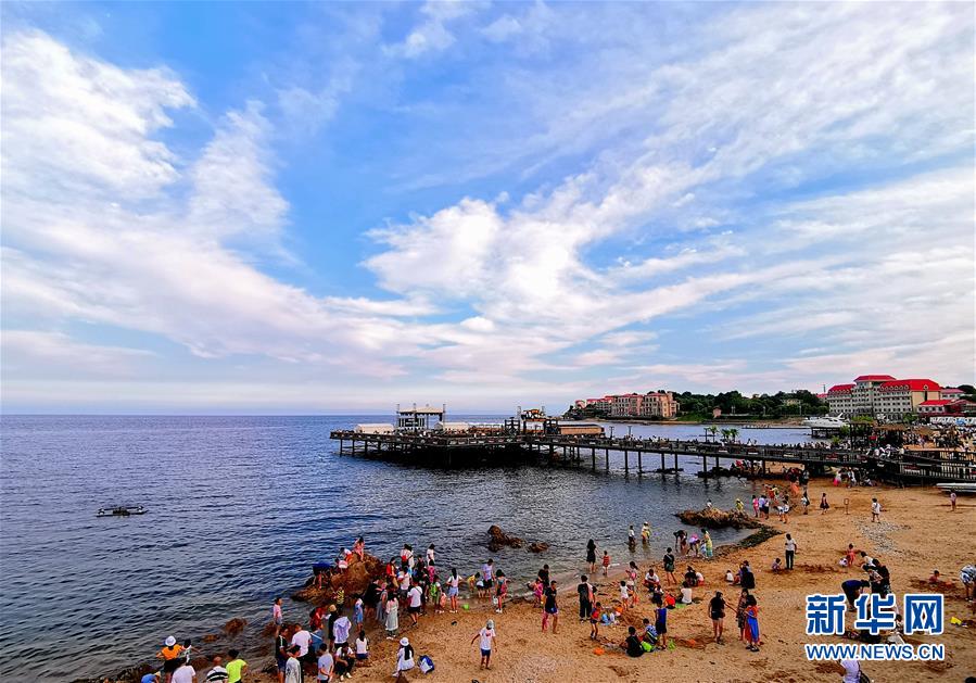 秦皇島：碧海藍天待賓朋