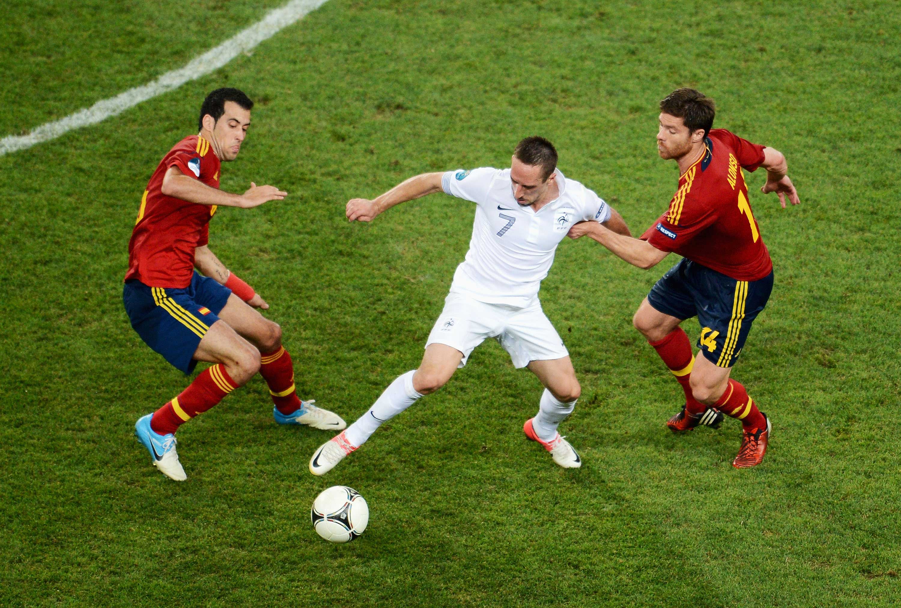 法国陷王朝到堕落死循环 谁来解开这道难题? 法国陷王朝到堕落死循环 谁来解开这道难题?