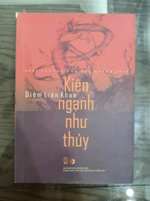 Nữ dịch giả xinh đẹp thông qua văn học hiện đại và đương đại giúp độc giả Việt Nam  thêm hiểu về  Trung Quốc_fororder_diem2