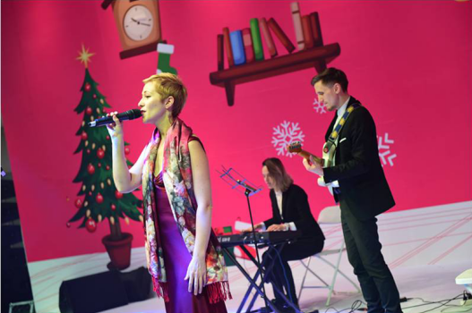 让爱,点亮2018年——仲盛世界商城跨年交友狂欢派对拉开序幕 让爱,点亮2018年——仲盛世界商城跨年交友狂欢派对拉开序幕