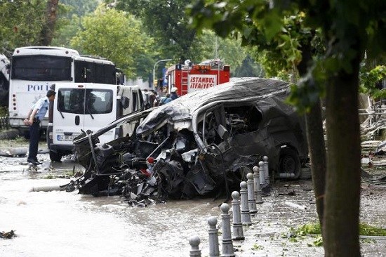 土耳其伊斯坦布爾發生炸彈襲擊 致11死36傷