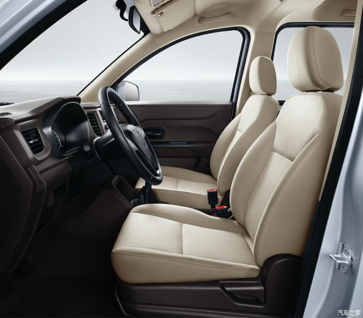 售4.29万起 五菱宏光V 1.2L车型上市