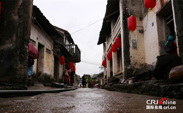 （已过审）【八桂大地-来宾】【旅游文体】万人聚广西象州 游古镇品粉葛