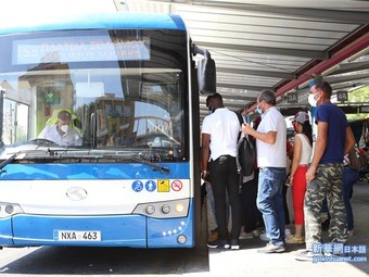 中国製の感染症対策バス、キプロスの交通システムで運用開始