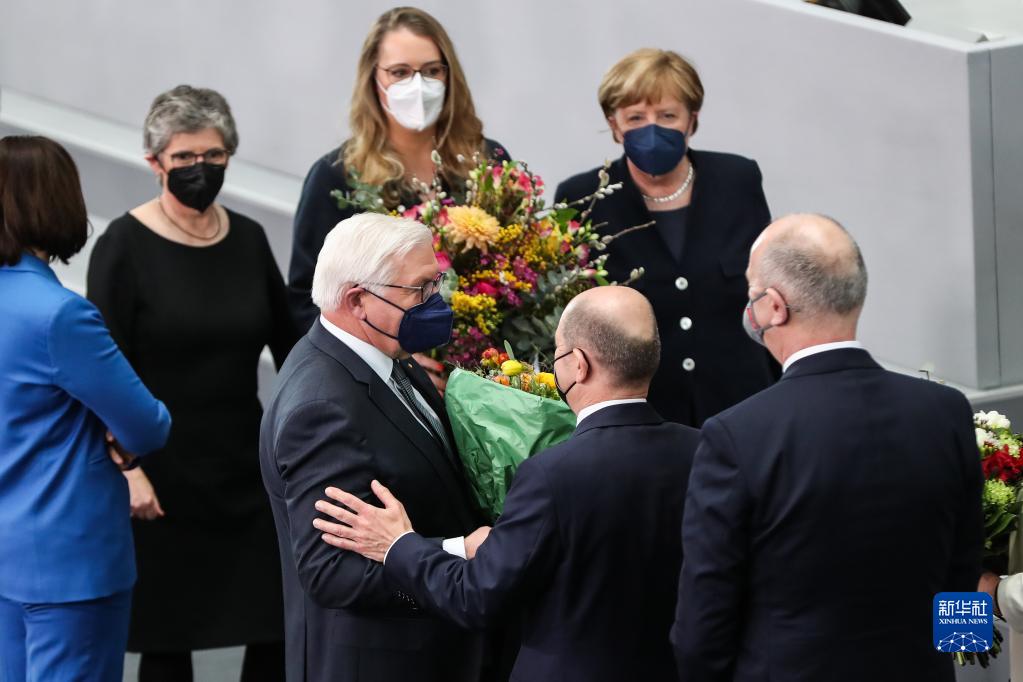 施泰因迈尔连任德国联邦总统