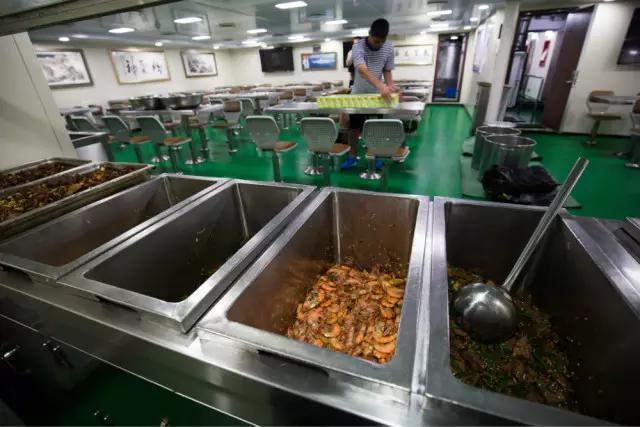 052D型驅逐艦內部艙室曝光