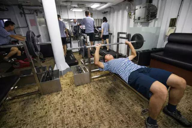 052D型驅逐艦內部艙室曝光