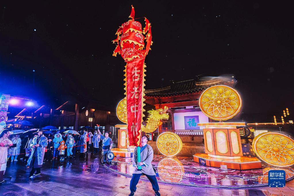 虎“笑”迎元宵 开“新”启征程