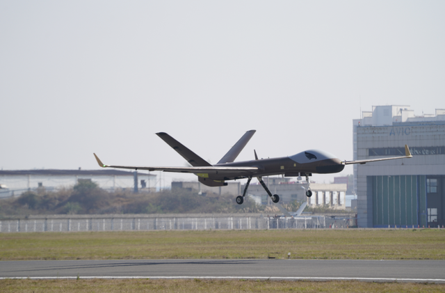 Upgraded Combat Drone Completes Maiden Flight_fororder_1