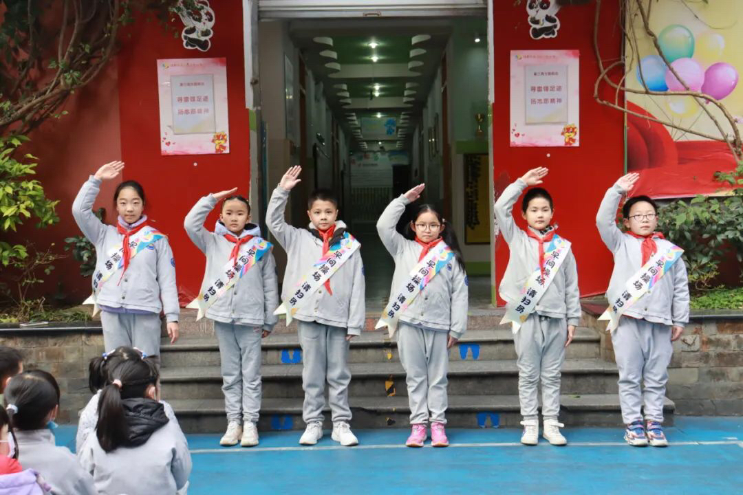 （转载）“线上+线下” 锦江区掀起新一轮“学雷锋”热潮”