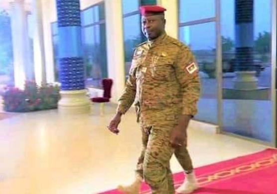 An rantsar da laftana kanal Damiba a matsayin sabon shugaban Burkina Faso_fororder_buki
