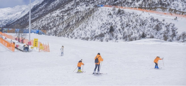 （中首）揭秘四川冰雪热背后的“气候密码”