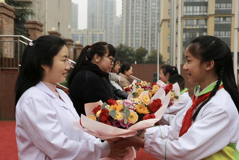 （转载）出发春天里 雁塔区各学校迎来开学第一天