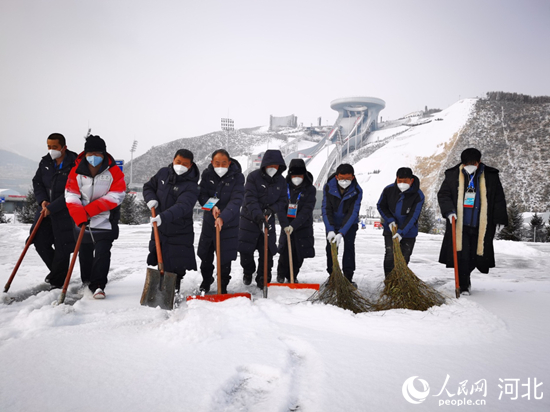 河北冬奥时间丨迎风战雪保供电