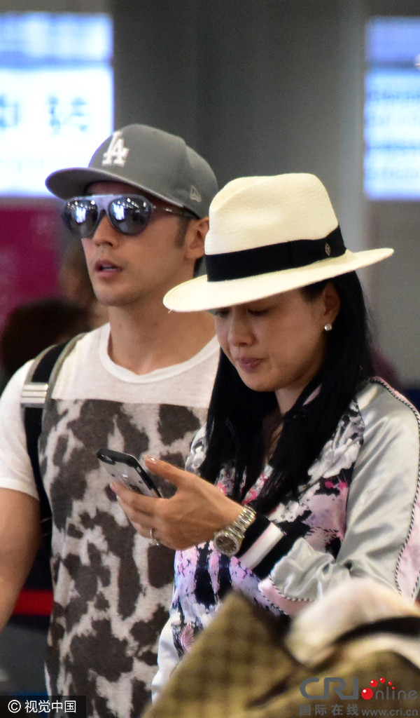 小钟丽缇12岁的张伦硕