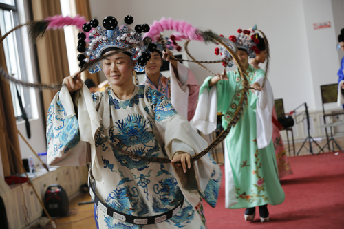 【河南原創】2019“老家河南媒體內鄉采風行”走進南陽市內鄉縣宛梆藝術中心