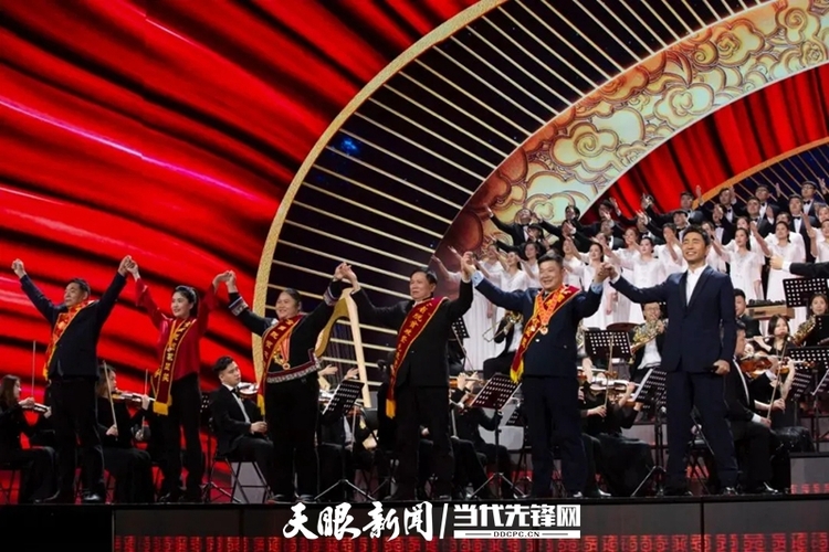 礼赞百年风华 凝聚磅礴力量 ——2021年黔南州宣传思想文化工作综述