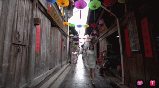 23位守护美丽乡村的女性 带来一场“古村时装秀”