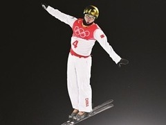中国体育代表团创冬奥会参赛历史最好成绩