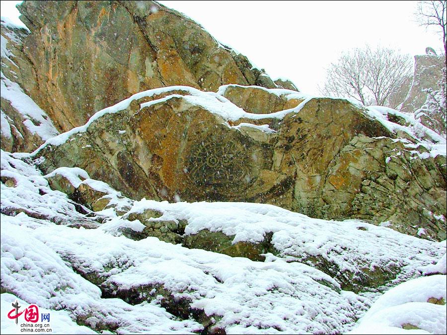 贺兰山岩画：让你魂牵梦绕的冰雪世界