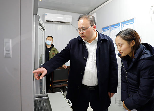 自贡大安：以最大决心最大力度推进环境污染防治_fororder_1调研现场