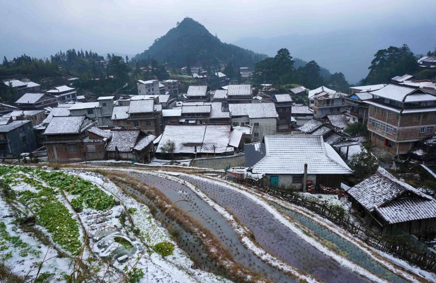 广西融水：苗山春雪美如画