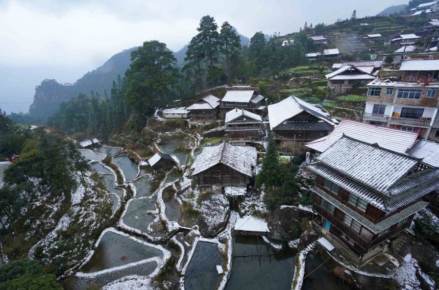 广西融水：苗山春雪美如画