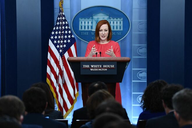 White House, pinagbawalan ang mga Amerikanong gumawa ng bagong aktibidad pang-negosyo at komersyal  sa dakong silangan ng Ukraine_fororder_20220222Jen Psaki