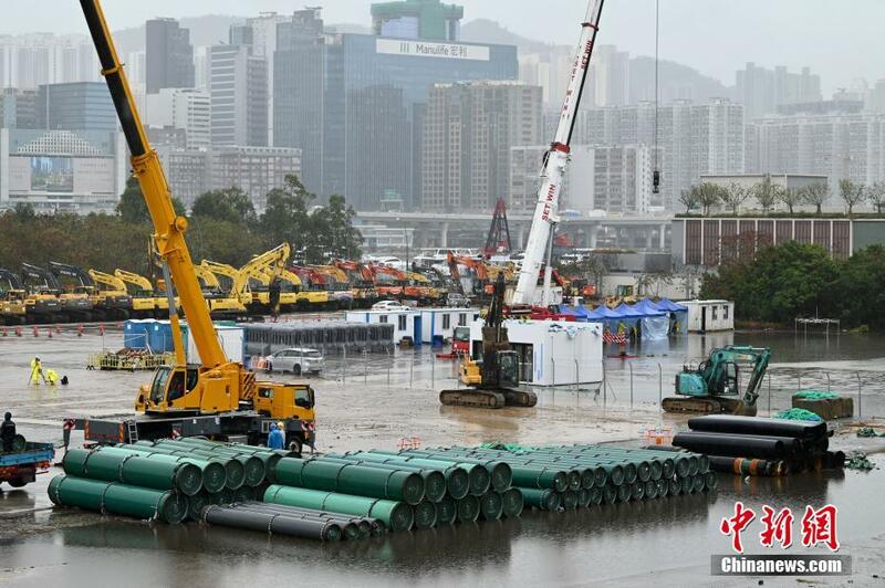 Ana kokarin gina cibiyoyin killace mutane masu kamuwa da cutar COVID-19 a yankin Hongkong_fororder_0223-1