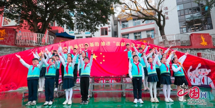 （转载）自贡市自流井区迎来开学第一天 22524名学生返校