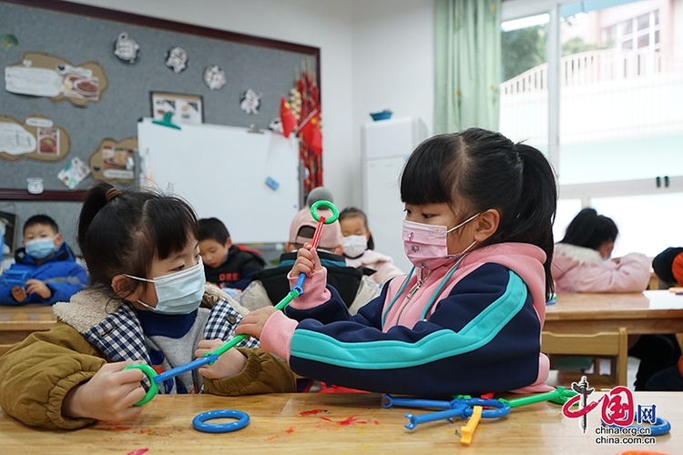 （转载）自贡市自流井区迎来开学第一天 22524名学生返校