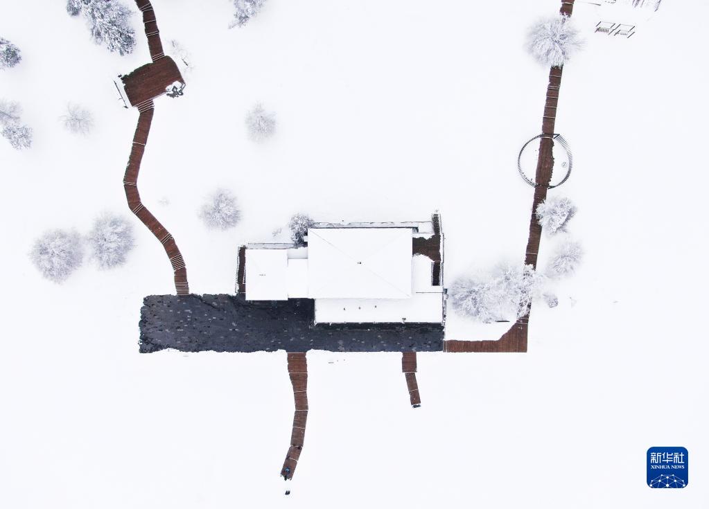 重庆武隆：“冰雪世界”引客来