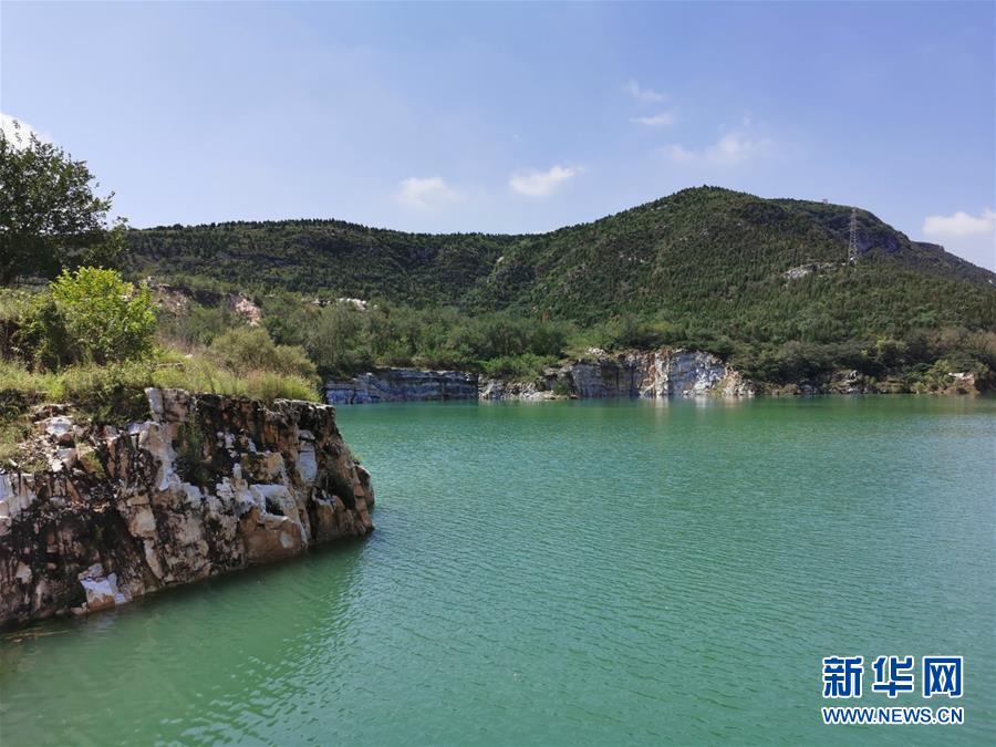 汉白玉村稻花香