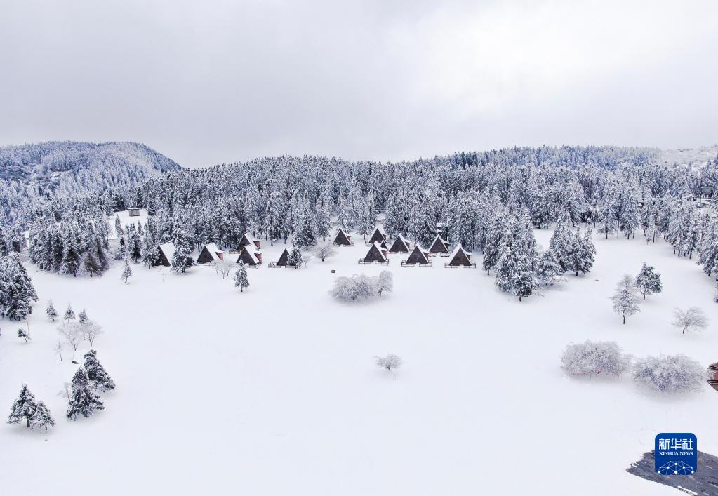 【城市远洋】重庆武隆：“冰雪世界”引客来