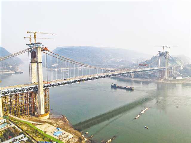 重慶郭家沱長江大橋合龍 將於年內建成