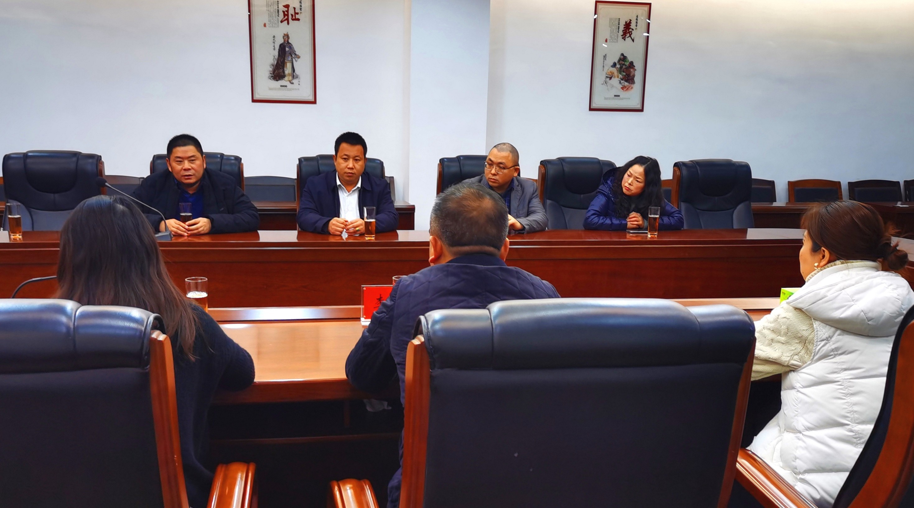 【快讯】邹记福酒业与贵州湄潭经开区年产2000吨酱香白酒生产项目成功签约