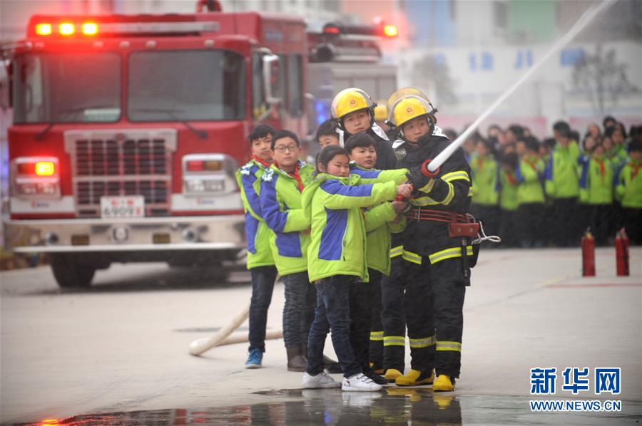 安徽毫州：消防安全進校園