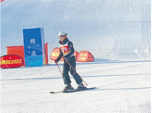 【中首 陜西  圖】陜西省高山滑雪公開賽在銅川照金舉行_fororder_B