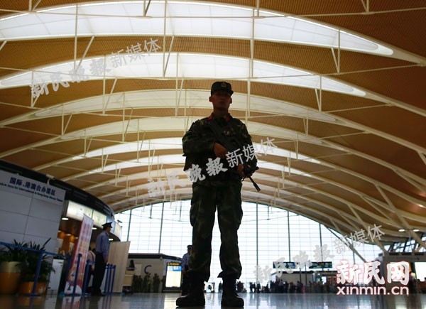 浦东机场相关区域部分封锁 值机未受影响