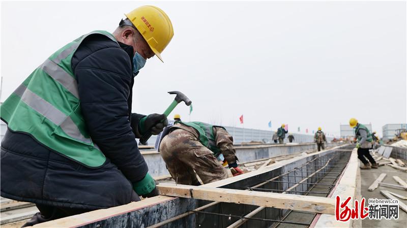 雄安體育中心項目破土開建