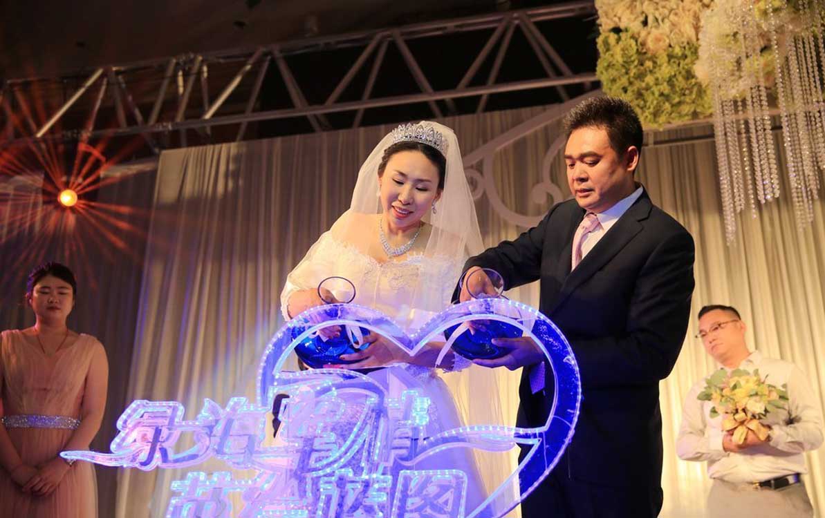 争当军嫂 第一美女37岁待嫁