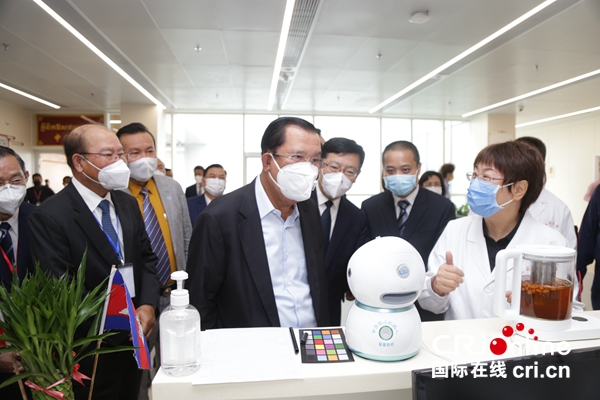中国援柬埔寨考斯玛中柬友谊医院正式启用_fororder_3